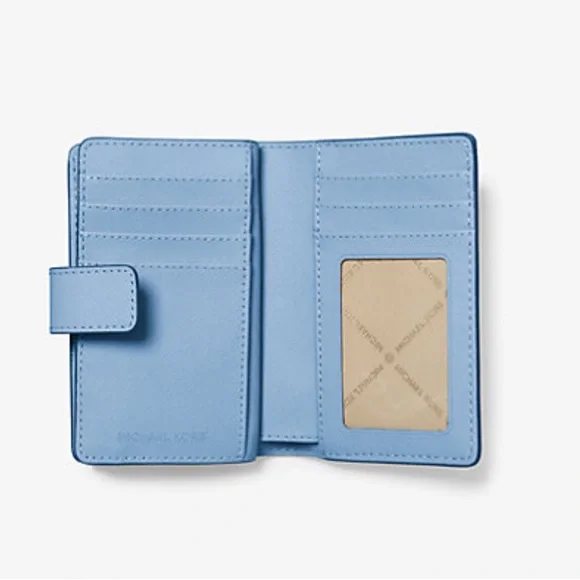 MICHAEL KORSi Medium Saffiano Leather Bifold WalletLIGHT SKYNWT